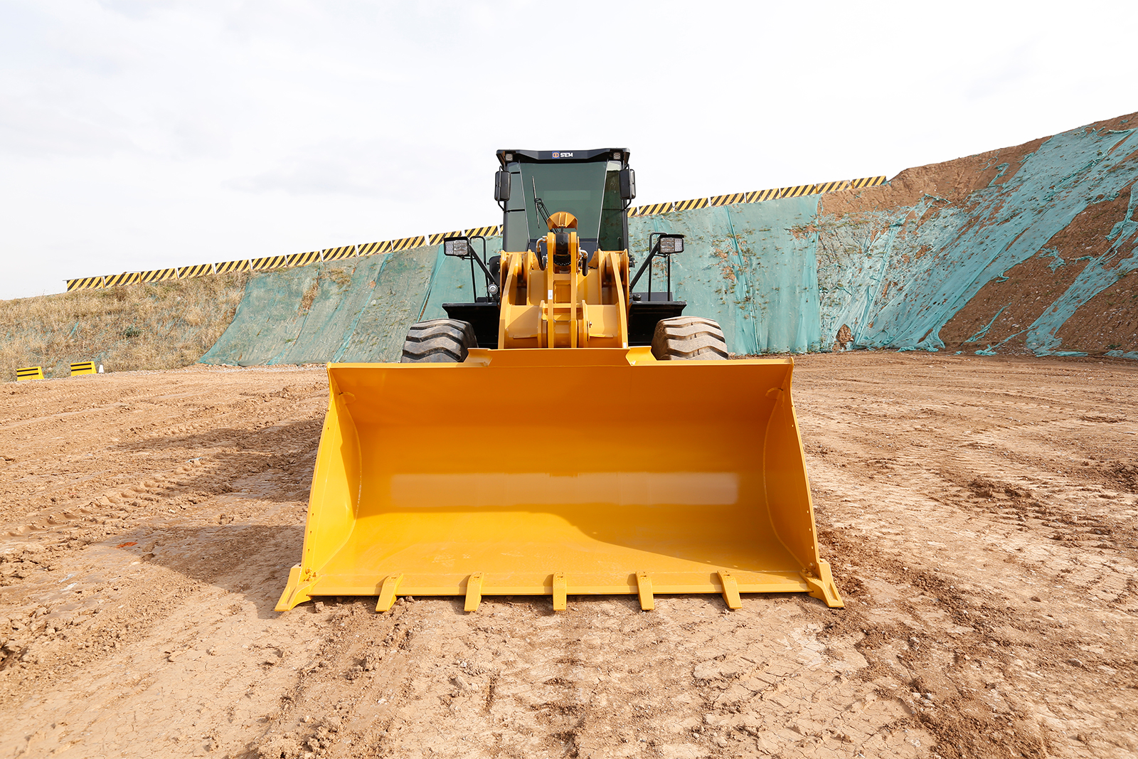 SEM_产品_山工机械 655G（非道路国四）