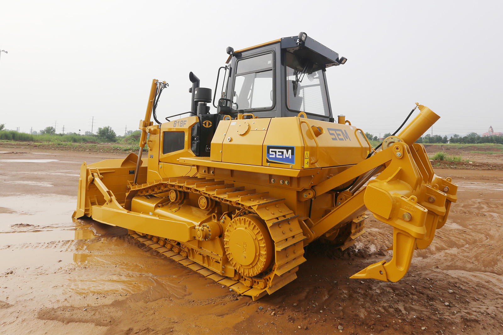 SEM_产品_山工机械 818F（非道路国四）