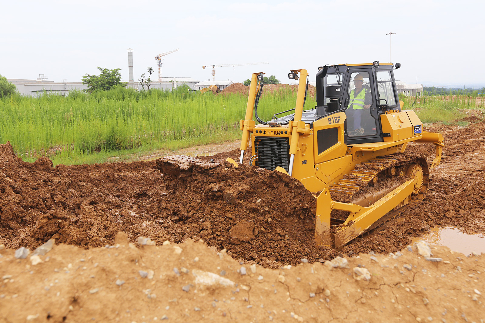 SEM_产品_山工机械 818F（非道路国四）
